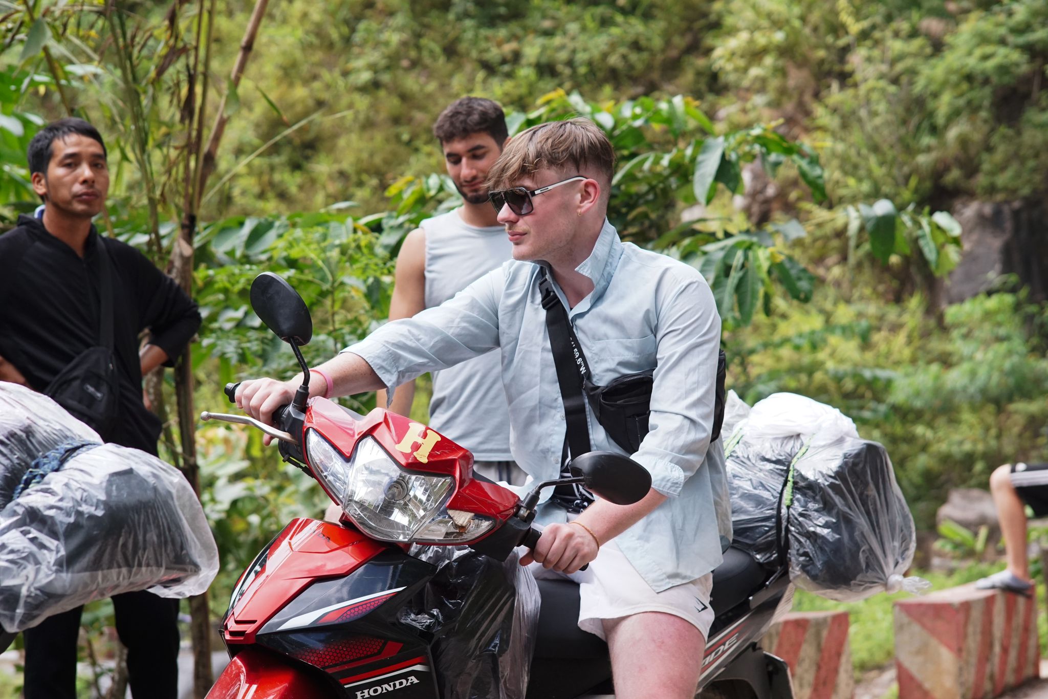 Ha Giang Loop 2d1n tour (included 2 ways bus)